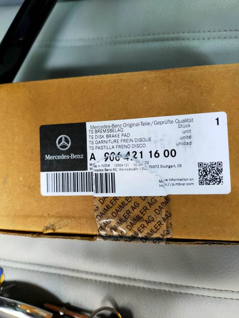 Viano/Vito Genuine Merc pads for W639 Brembo Callipers. 