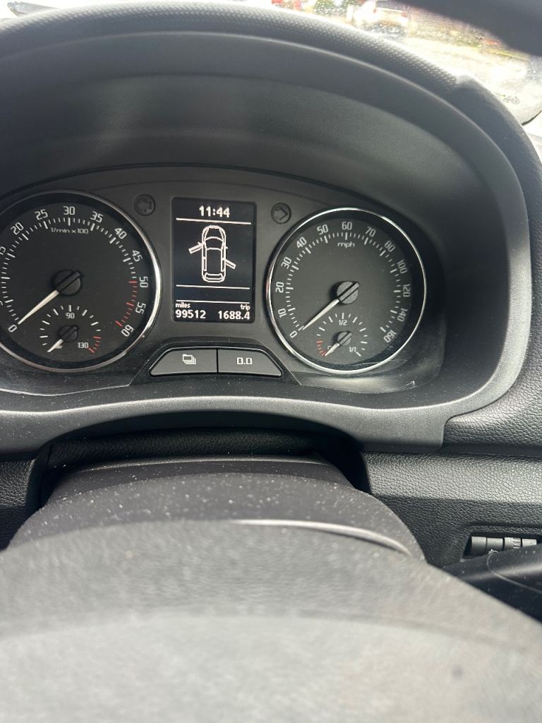 Skoda, FABIA, Estate, 2012, Manual, 1598 (cc), 5 doors