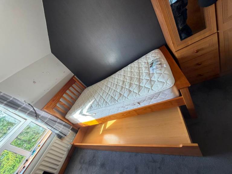 Oak wood single bed frame with big drawer   £95   Single matress £49  R £129 the full set