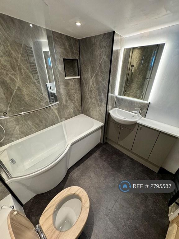 2 bedroom house in Galpin Street, Modbury, PL21 (2 bed) (#2795587)