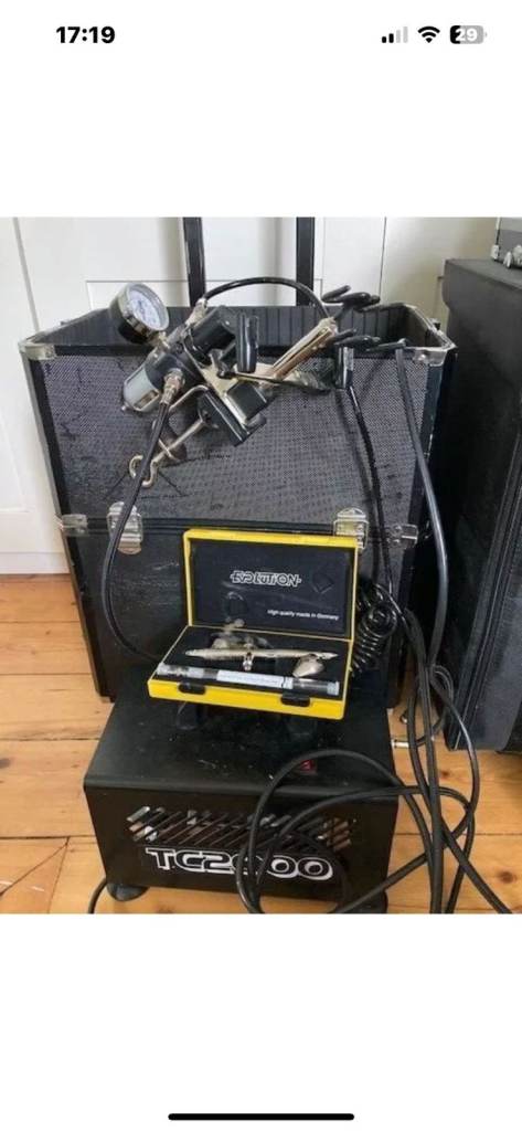 Make up kit for sale