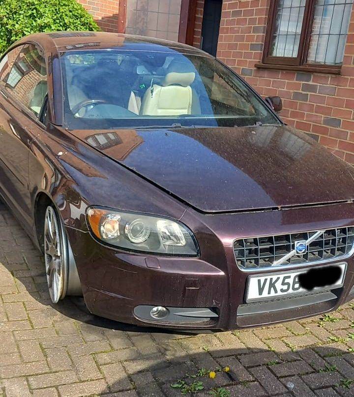 Volvo C70 Bonnet Coupe Purple 2006