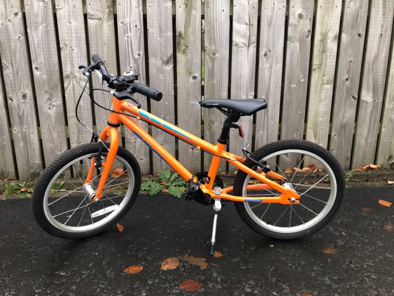 Python Elite Lightweight 18 inch Kids Bicycle