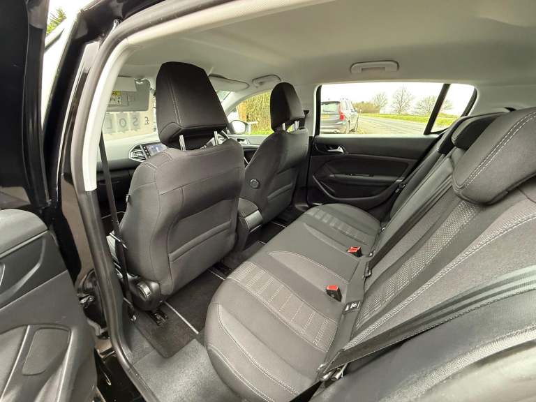 PEUGEOT 308 1.2 PureTech Allure Black Manual Petrol 2017