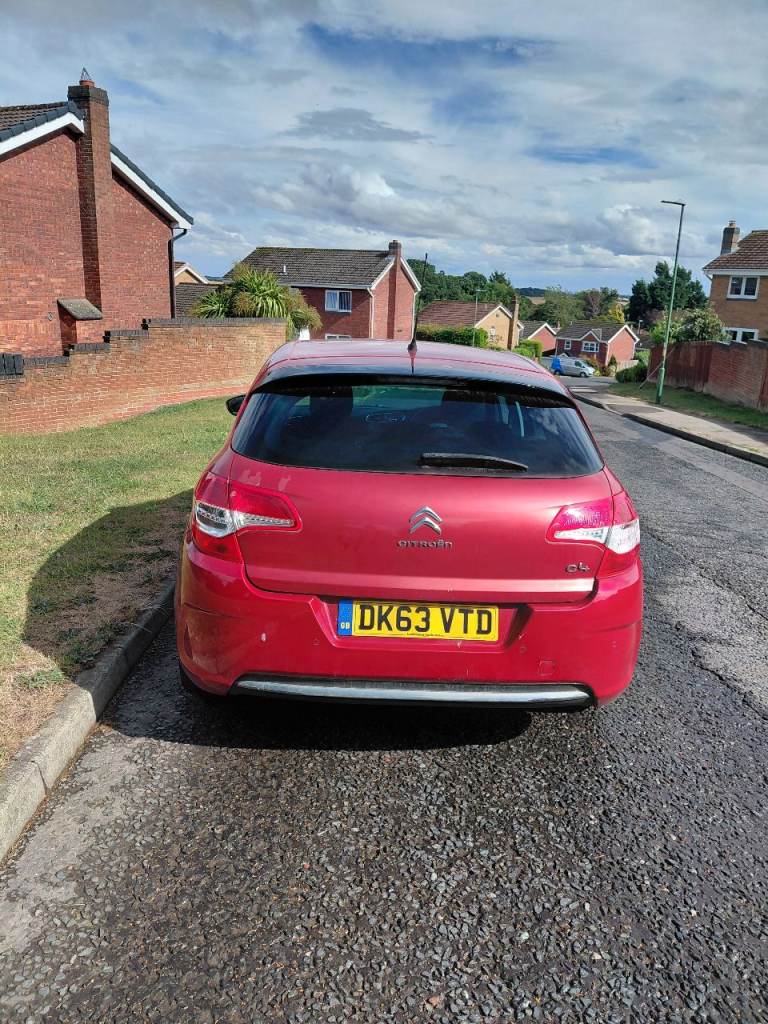1 YEAR MOT TEST £2 ROAD TAX PER MONTH