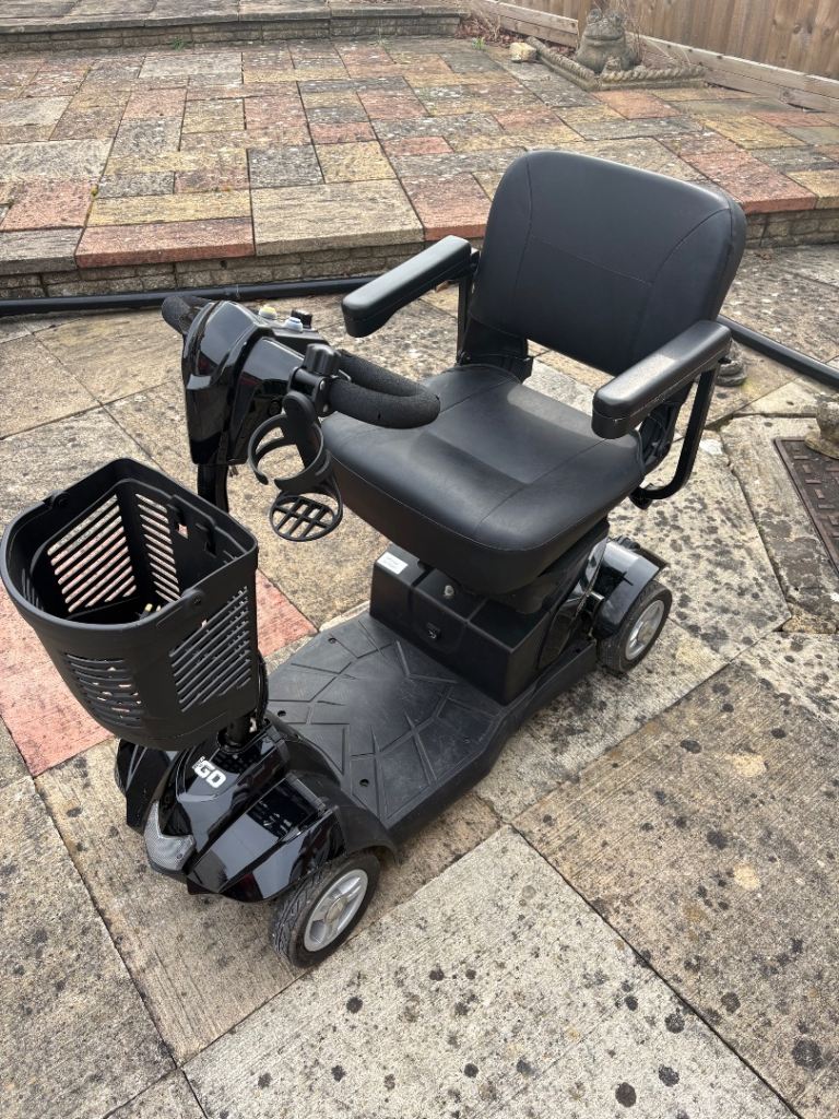 Vertex Sport Traveller Mobility Scooter - Black, Good Condition