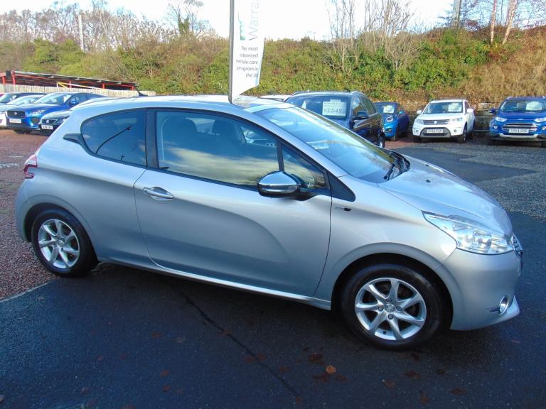 PEUGEOT 208 1.2 VTi PureTech Style * MOT NOVEMBER 2025 * LEZ COMPLIANT *