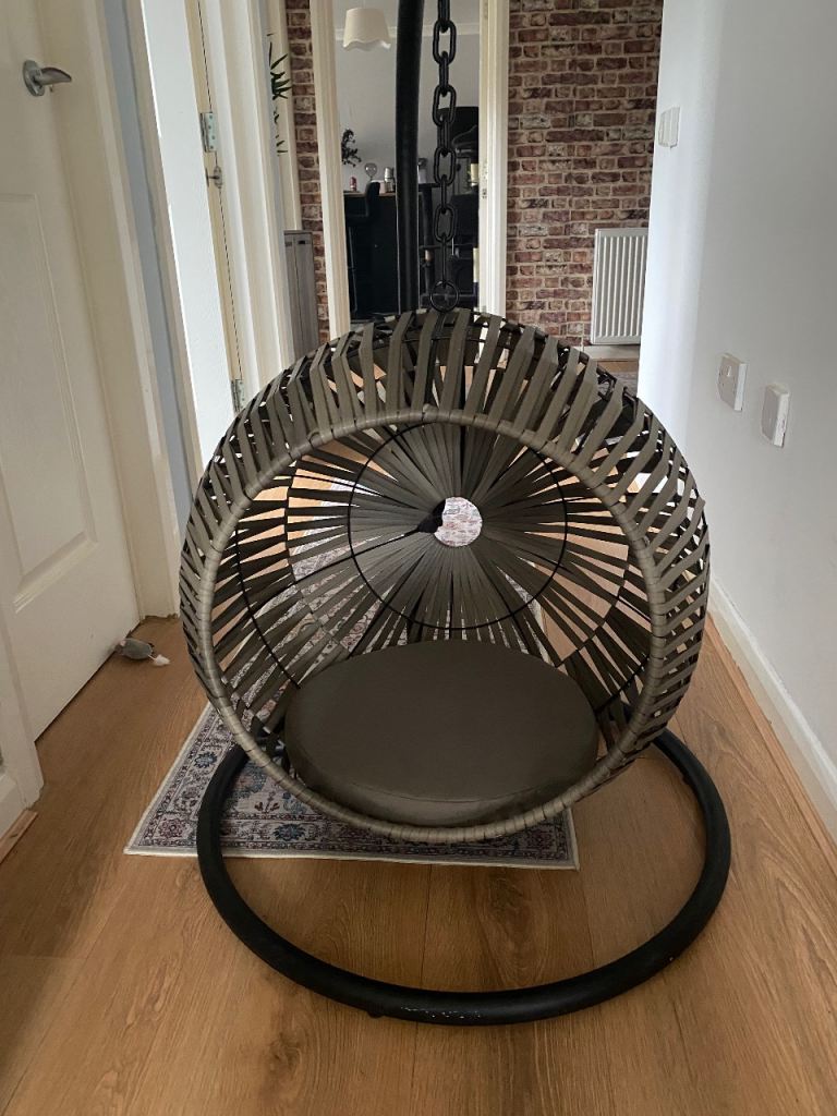 Cat/ dog basket swing 