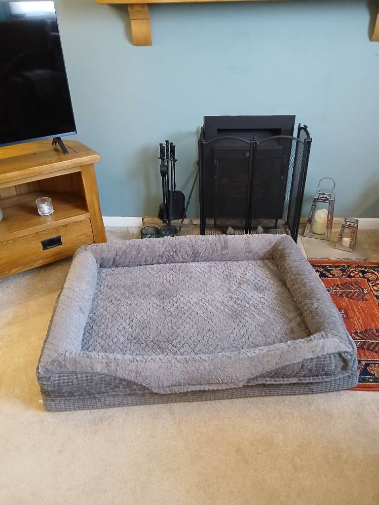 Dog bed XL NEW!