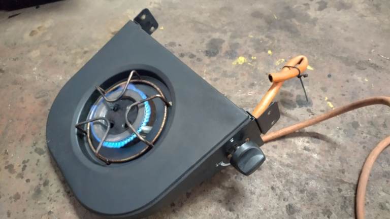 bbq barbeque side burner accessory working frying pan pot saucepan