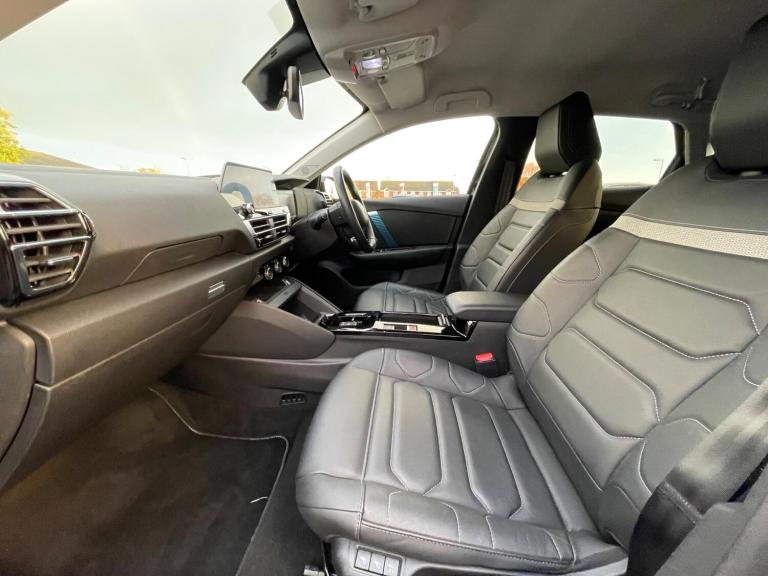 2023 Citroen e-C4 50kWh Shine Plus Auto 5dr (7.4kW Charger) HATCHBACK Electric Automatic