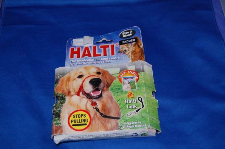 Black padded dog Halti Size 3 unused