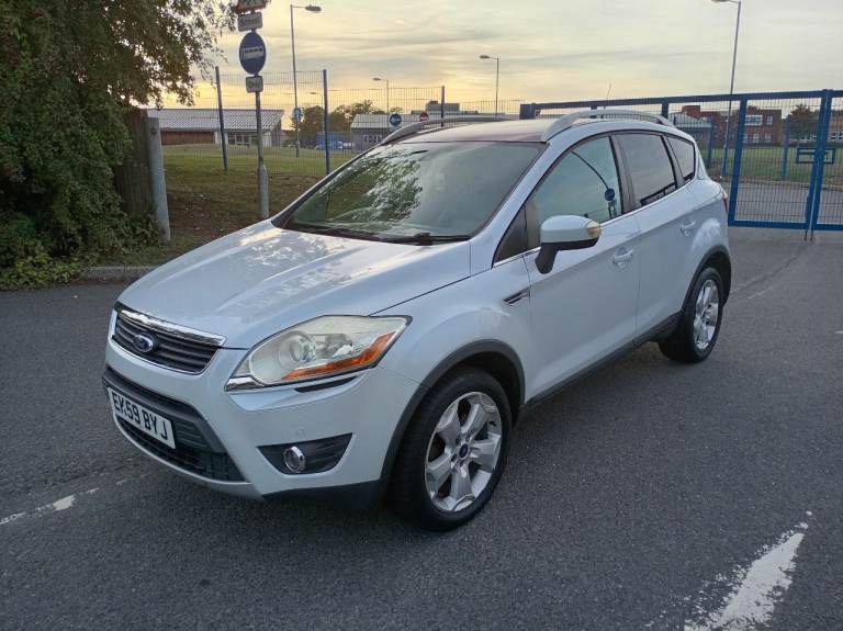 Ford kuga titanium