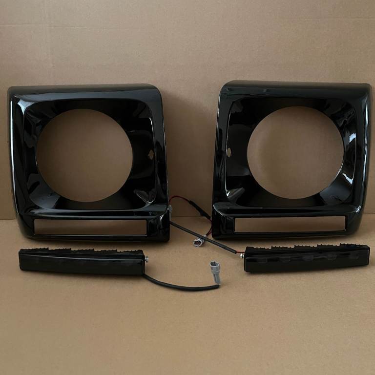 Pair Headlight Surround with Smoked DRL Mercedes-Benz G-Class G Wagon W463