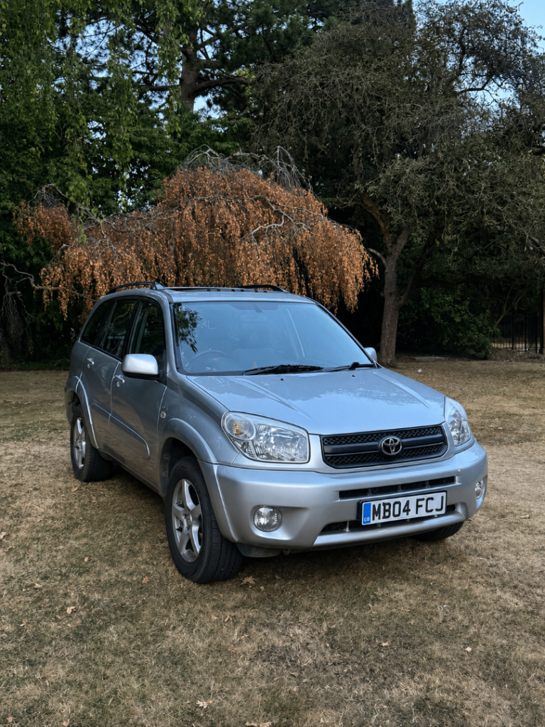 Toyota RAV4 2.0 XT3 Auto 4WD | ULEZ Compliant | Freshly Serviced | 65k Miles | Sunroof
