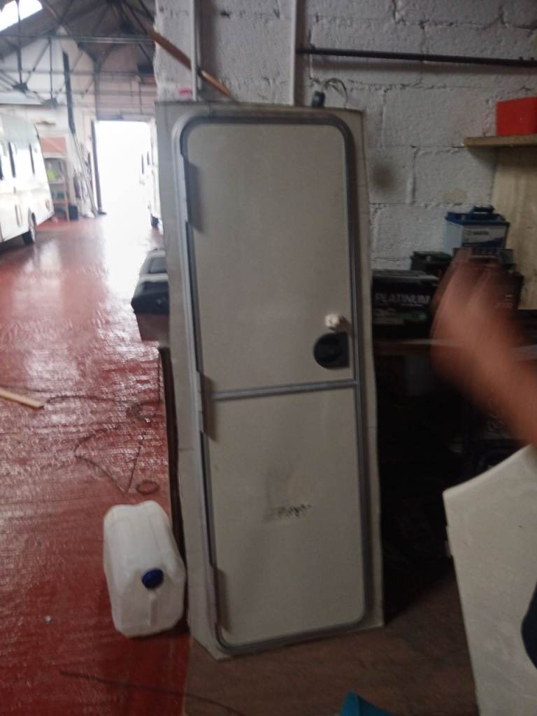 65 long 20 w complete dor 