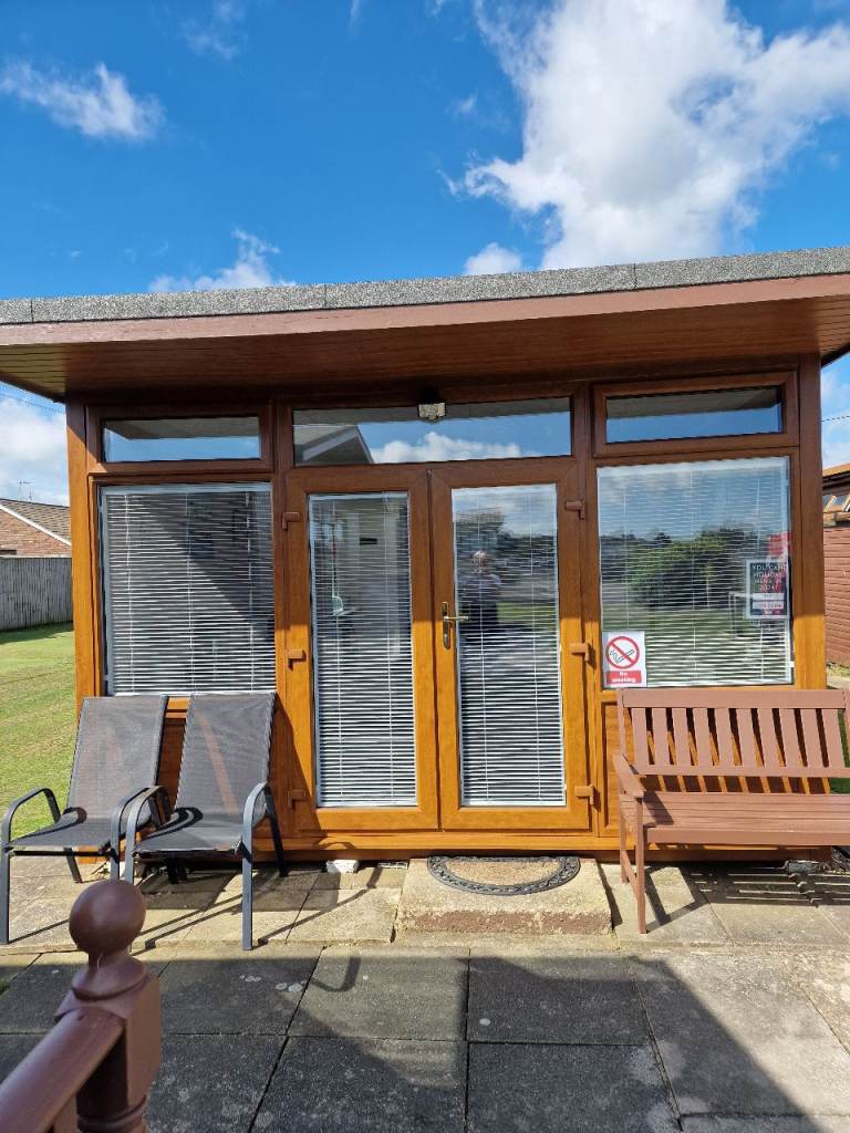 Holiday chalet in mablethorpe sleeps 4 people 