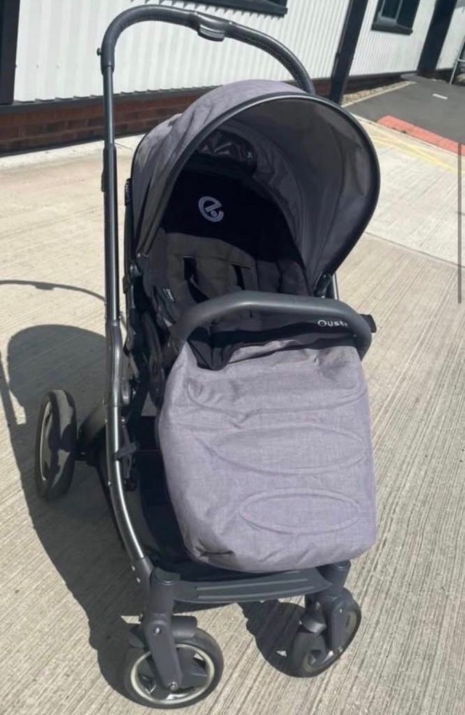  buggy with carrycot and car seat for sale