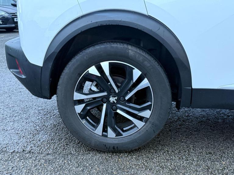 2021 Peugeot 2008 1.2 PureTech Allure 5dr HATCHBACK PETROL Manual