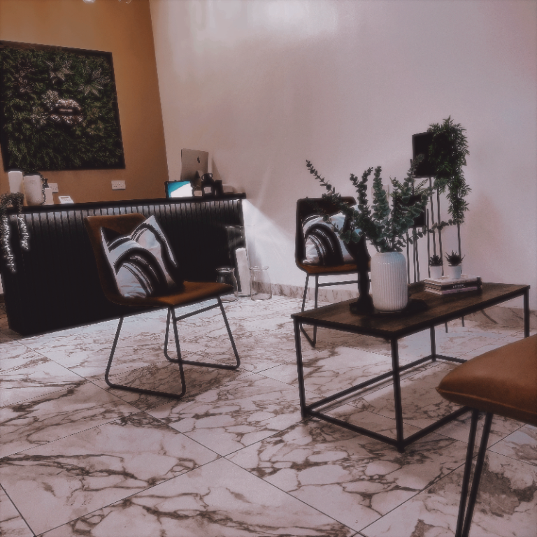 Huge Paisley Salon - Leasehold Sale