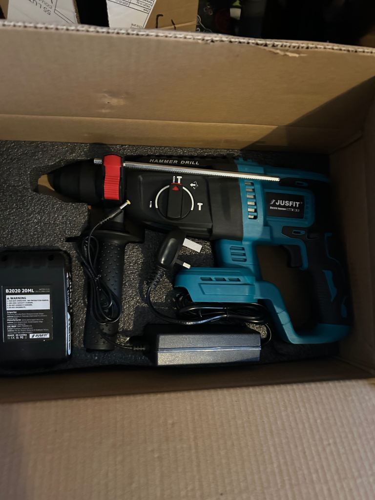 Battery how much drill?