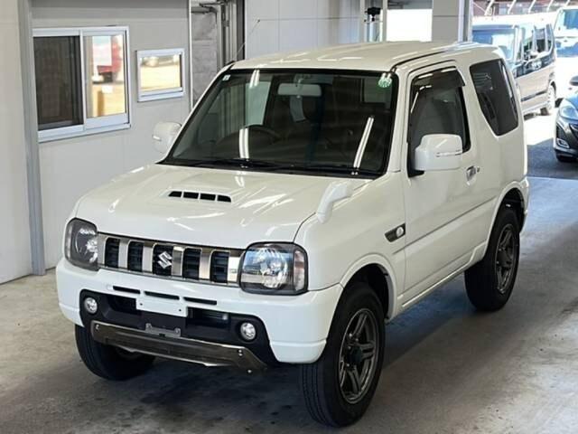 SUZUKI JIMNY 660cc Adventure Turbo 4x4 - jdm White Auto Petrol 2015
