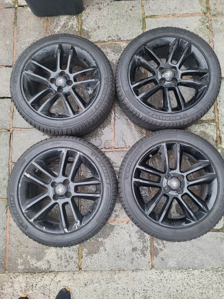 Michelin cross climate 3 tyres and alloys 215 45 17 91y 