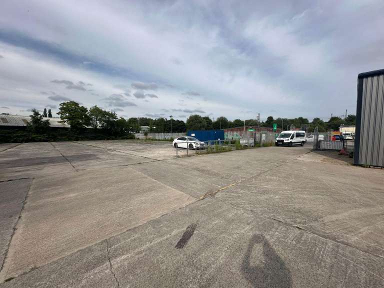 Outdoor / Open Storage Land To Let in Preston – Halshaw Business Park, Preston, PR1