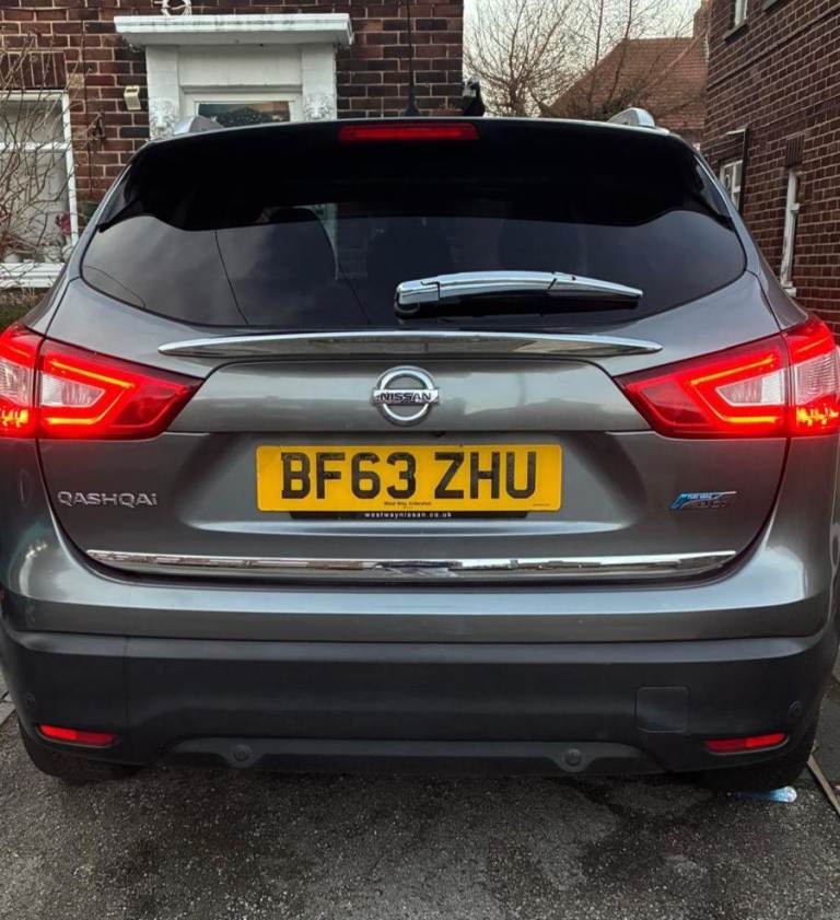 Nissan, QASHQAI, Hatchback, 2014, Manual, 1461 (cc), 5 doors