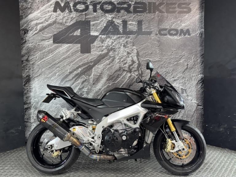 APRILIA TUONO V4 1000 2015