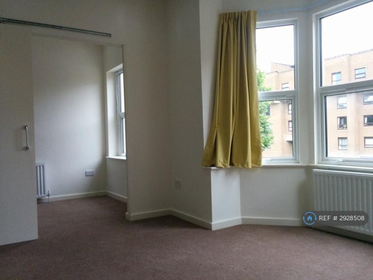2 bedroom flat in Cardiff, Cardiff, CF11 (2 bed) (#2928508)