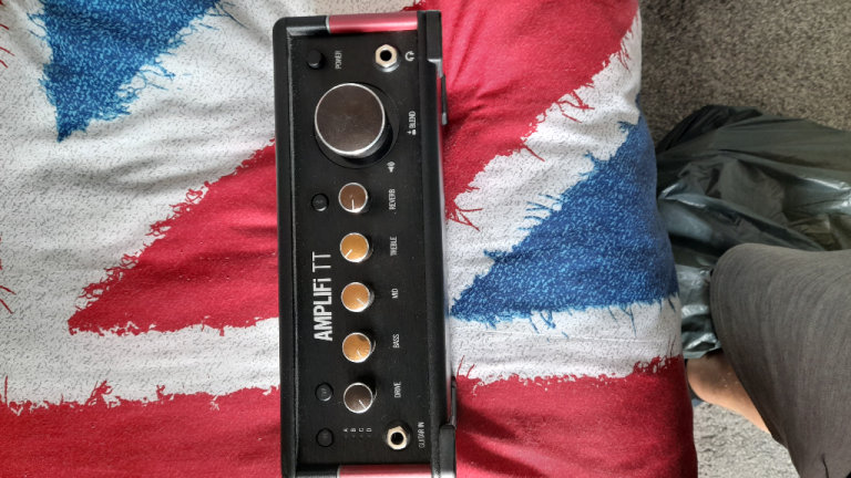 image for Amplifi TT Line6 Guitar Amp
