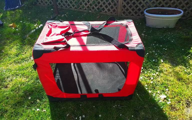 Dog Carrier / Crate