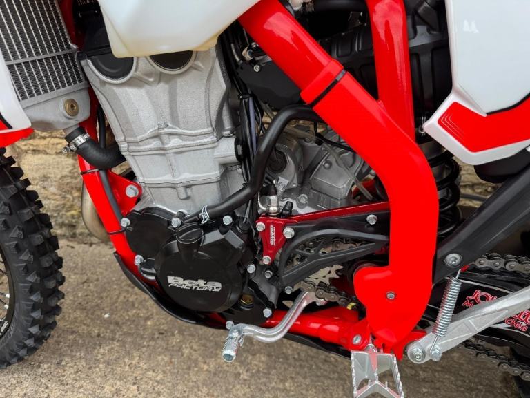 Beta RR350 X-PRO 4T Enduro Bike, 2025 Model, Clearance Sale & Free Parts
