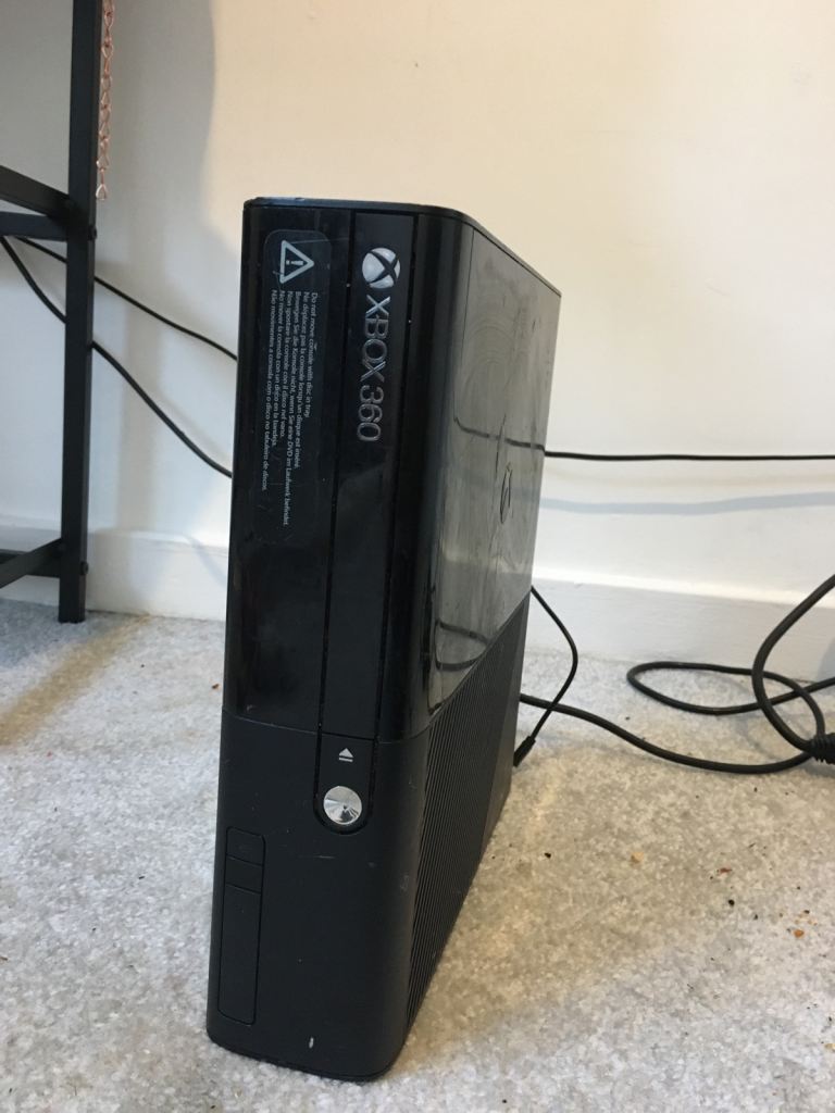 Xbox 360 Console – Black, Good Condition