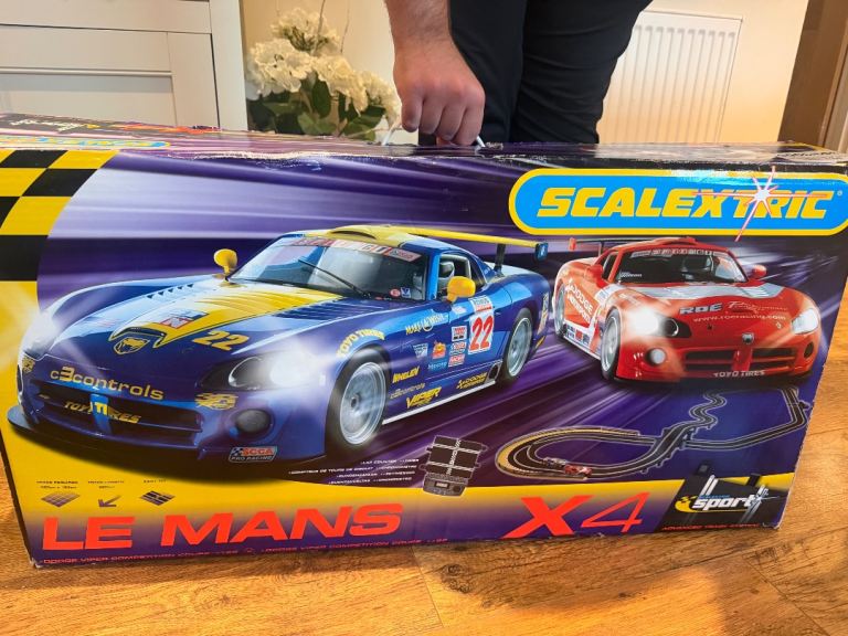 Scalextric Le Mans x4 set