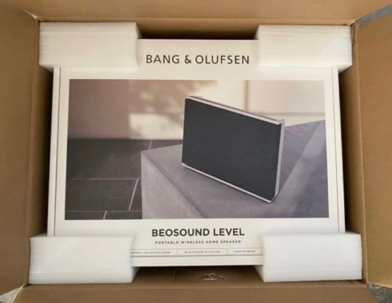 Bang & Olufsen Level wireless speaker 