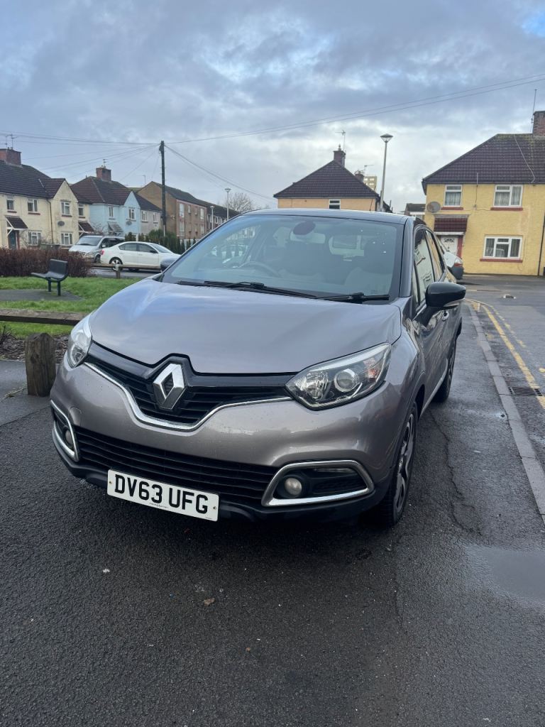 Renault, CAPTUR, Hatchback, 2013, Manual, 898 (cc), 5 doors