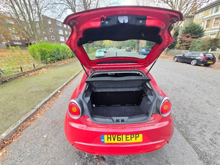 Alfa Romeo, MITO, Hatchback, 2011, Manual, 1368 (cc), 3 doors