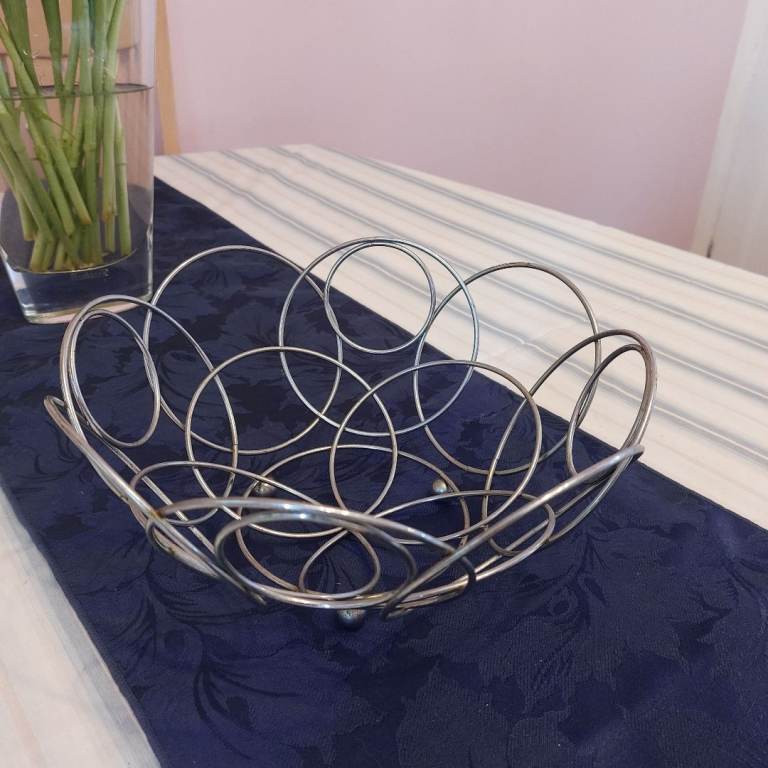 Retro Silver Chrome Fruit Bowl / Bread Basket - Good Condition