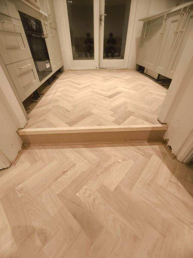 Flooring Fitter - Gorilla Flooring & Joinery Ltd - Wood Floor Fitting, Skirting Boards