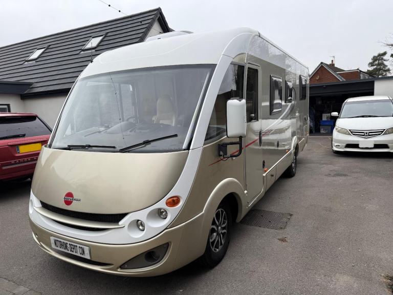 Burstner Aviano i727, 4 Berth, Island Bed, Garage