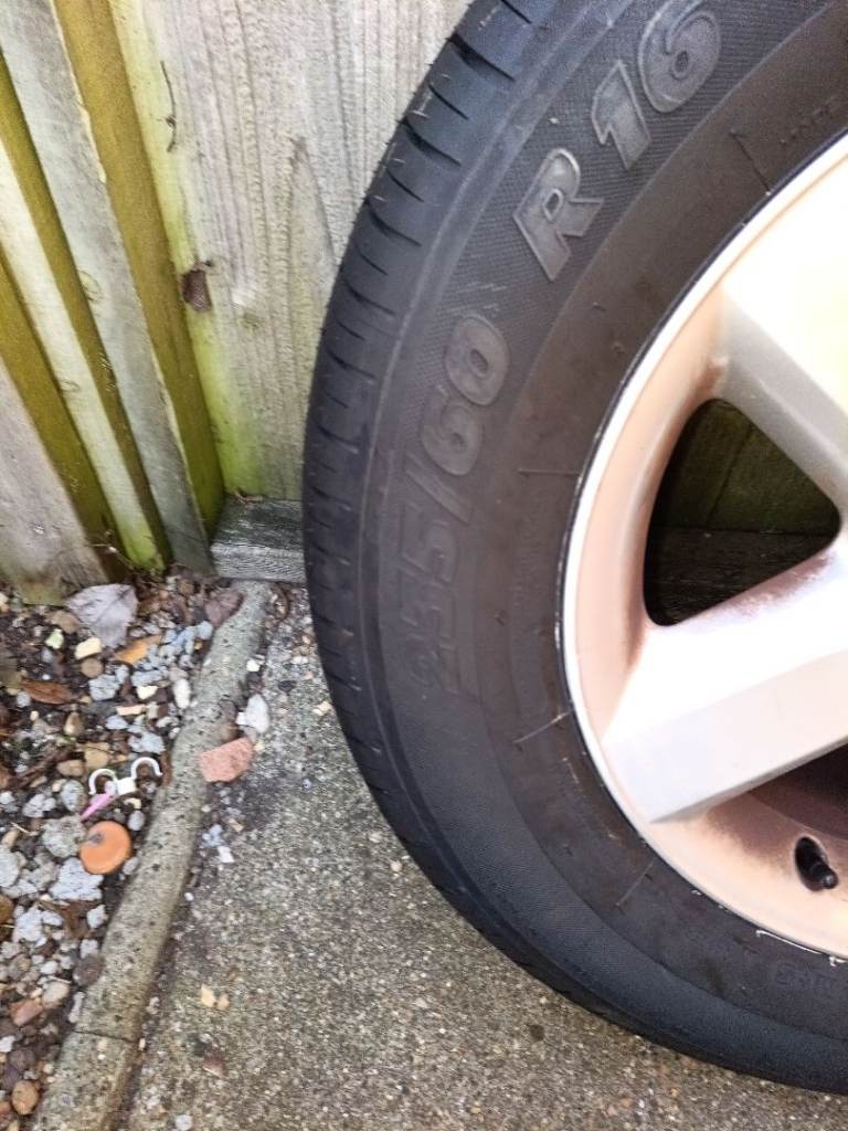 Toyota RAV4 New (-20milesapprox) Tyre and Wheel