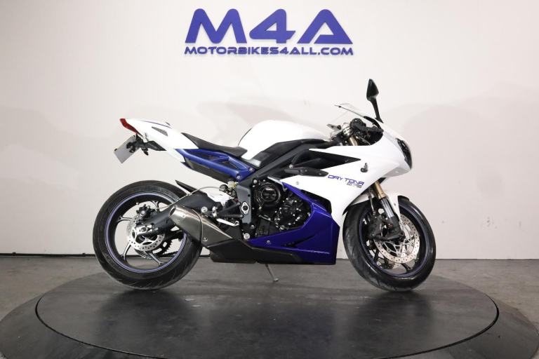 TRIUMPH DAYTONA 675 2012