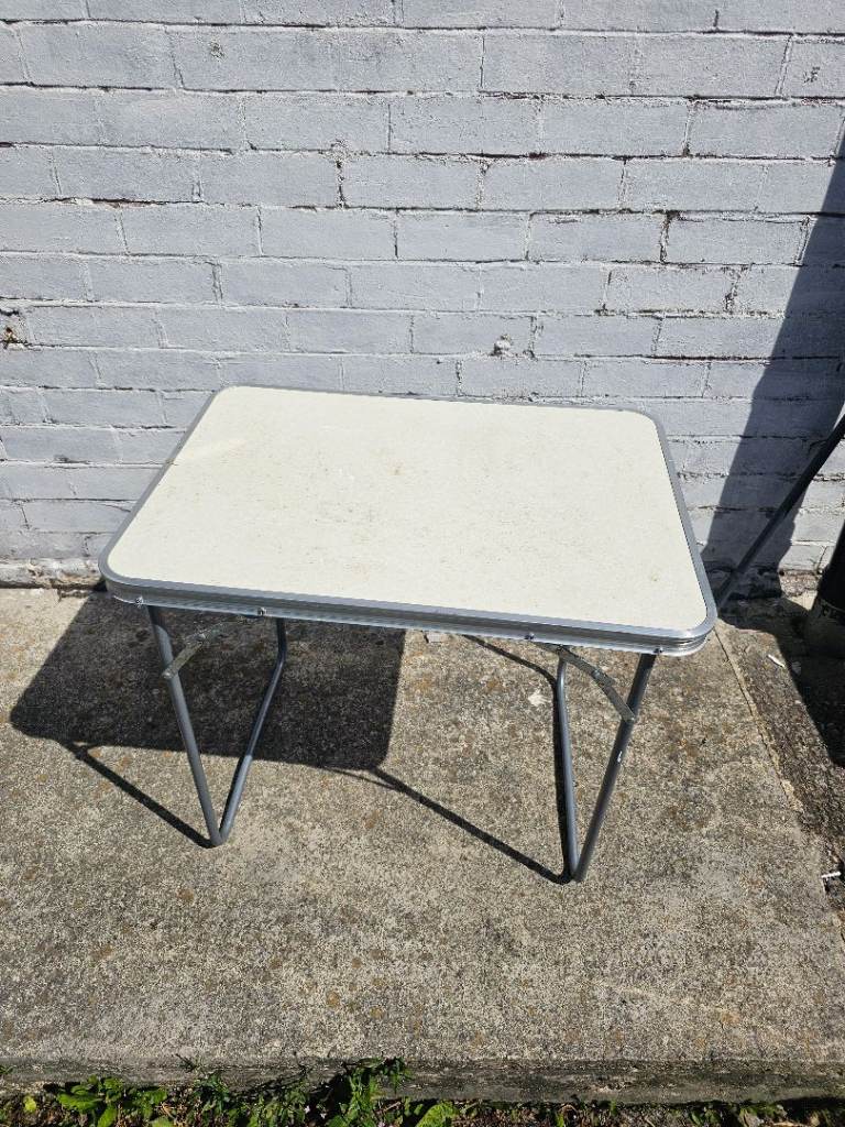 Folding Table - good  Condition