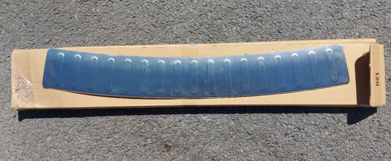 BRAND NEW IN BOX FORD KUGA MK1 CHROME BRUSHED STAINLESS STEEL REAR BUMPER PROTECTOR 2008 - 2012