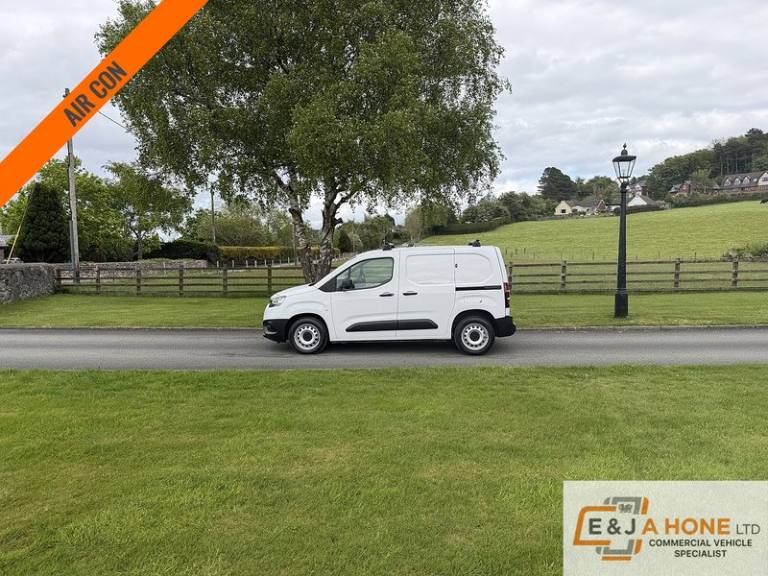 2023 Toyota ProAce 1.5D 100 Active Van [6 Speed] PANEL VAN DIESEL Manual