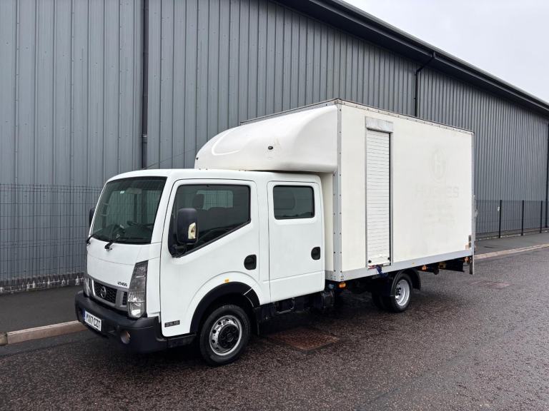 2017 (17) NISSAN CABSTAR 3.0 DCI CREW CAB LUTON BOX VAN + TAILLIFT TWIN WHEEL