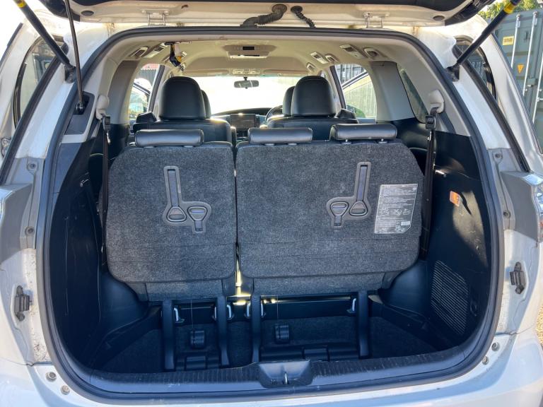 2024 Toyota Estima 2.4 Automatic 7 Seater. 83000 Miles. PETROL. Apple Car Play NAV. CAM. PX OK MP...