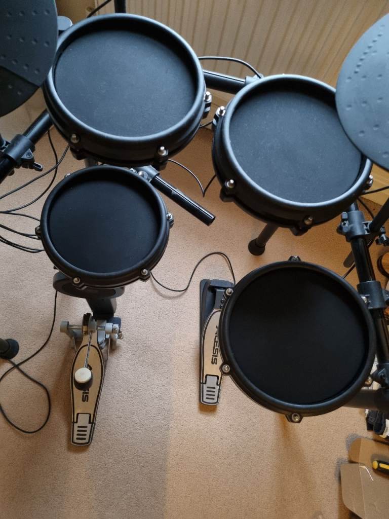 Drum kit - Alesis Nitro Mesh - Electronic.